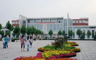 郑州科技学校 历史深度+青春温度！郑州科技学院练好红色场馆“金嗓子” 讲活思政教育“好声音”